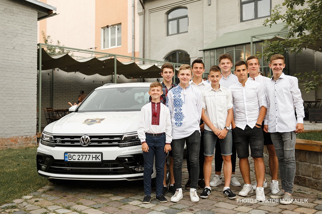 Алекс СО - генеральний автомобільний спонсор дитячого футбольного клубу КОПА